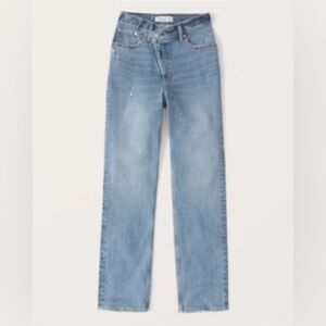 Abercrombie Ultra High Rise 90s Straight Jean